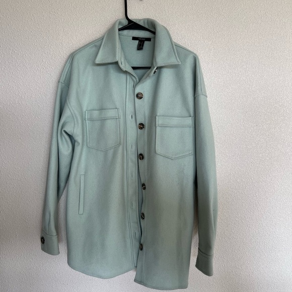 Forever 21 mint green long sleeve shacket - Picture 2 of 5